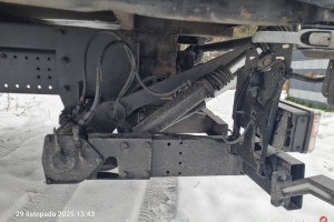 winda załadowcza z papierami