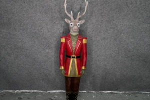 Syndyk sprzeda dekorację - figurę jelenia ( 2szt.)