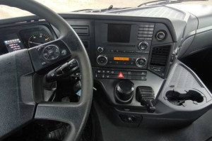 Mercedes AROCS 8x4