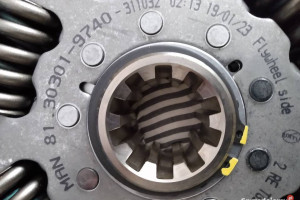 Nowa tarcza sprzęgłowa MAN 81.30301-9740