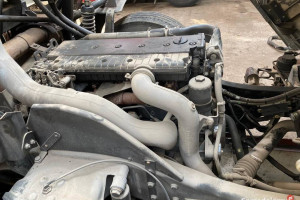 Silnik mercedes OM926 ;906  Euro 5  EEV 330 ;290 . W całości ,cęści