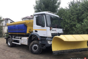 Mercedes Arocs piaskarka solarka schmidt 4x4 2016 euro6