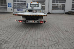 Volkswagen/MAN LOX-F autolaweta z platformą hydrauliczną