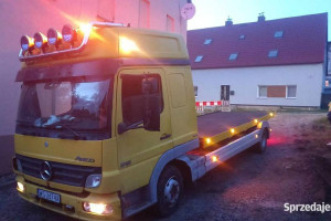 mercedes atego płyta hydrauliczna pomoc drogowa autolaweta