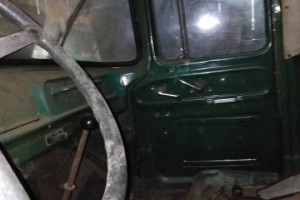 Samochód  ciężarowy Ził