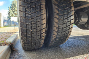 Mercedes ATEGO 1318 HDS Atlas Dźwig Żuraw Nowy Kiper Wywrotka 3str. Euro 5