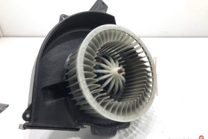 DMUCHAWA NAWIEWU AUDI A2 8EW009157 WENTYLATOR