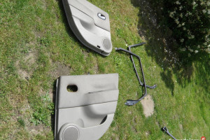 Boczki drzwi tylnych roletki przeciwsłoneczne Renault Scenic II