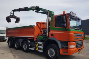 Uzywana Wywrotka 4 osiowa 8x6 bordmatic z dzwigiem DAF Ginaf