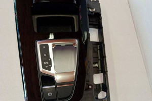 RAMKA PANEL MMI AUDI Q5 80A 80B864261E