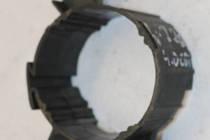 MERCEDES S KLASA W220 UCHWYT SKRAPLACZA 2208300314