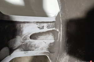 Koła zimowe oryginalne AUDI S7 4K0 601 025 J 5x112 8J R19 Continental A0