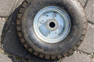 koło pompowane do przyczepy, wózka, taczki 260x 85 3.00x4