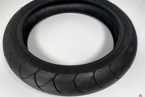 (5245) Opona motocyklowa BRIDGESTONE BATTLAX BT-012 F 120/70ZR17 58W TL '10