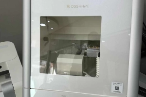 Roland DWX-52D 5-Axis Dental Milling Machine