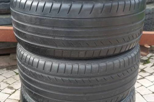 Opony letnie Dunlop 225/40/18.