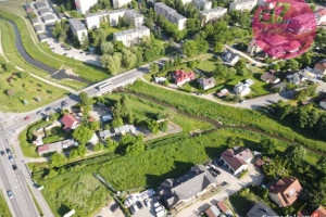 Działka pod komis samochodowy, plac lub magazyn .