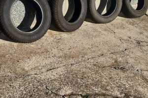 Opony zimowe 175 65 r14 nowe !!!