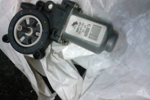 Silniczek mechanizmu szyb megane scenic