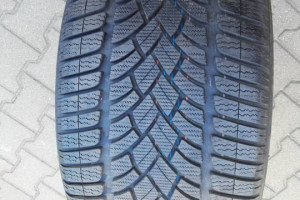 295/30 R 19 DUNLOP SP WINTER SPORT 3 D 100W XL 7mm