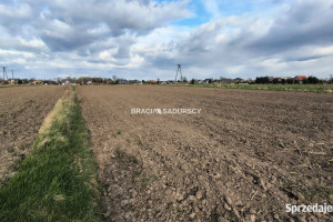 Grunt Kraków Wadowska 897 metrów