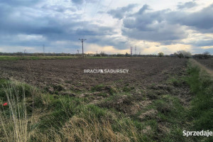 Grunt Kraków Wadowska 897 metrów