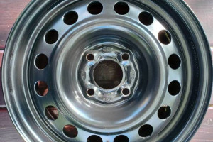 Felgi stalowe RENAULT 14" na sztuki (jak nowe)