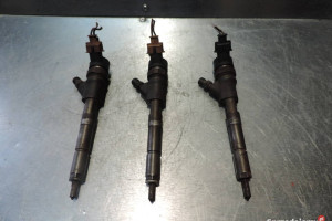 WTRYSKIWACZ BOSCH 0445110085 TOYOTA YARIS 1,4 D4D