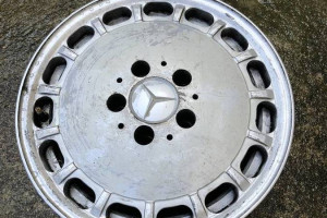felga alufelga felgi Gullideckel 15x7 et25, 5x112 mercedes sec 1264003002