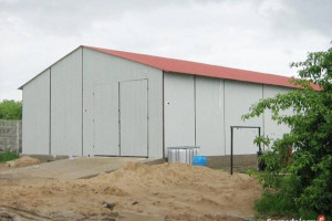 Blaszana hala 10×20 m – biała