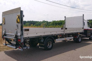 Naczepa do busa 3.5t B+E  Ocynkowana  Windą